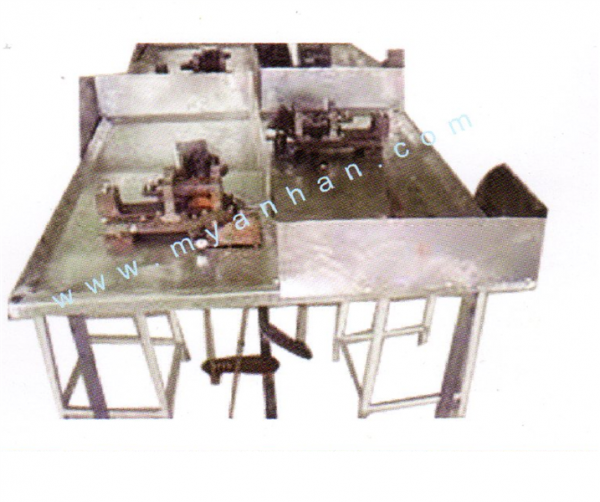 Shelling table