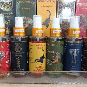 Dầu xịt xoa bóp thảo dược Green Seven của Thái Lan