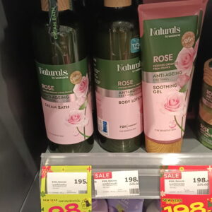 chăm sóc cơ thể thuộc dòng Naturals by Watsons Rose Anti-Ageing +Retinol