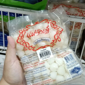 Tỏi cô đơn ngâm chua ngọt (Pickled Elephant Garlic/Single Bulb Garlic) của thương hiệu Mae Jinda đến từ Thái Lan.