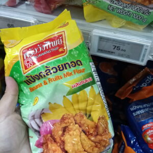 Bột chiên chuối và trái cây (Banana & Fruits Mix Flour) của thương hiệu Kruawangthip đến từ Thái Lan.